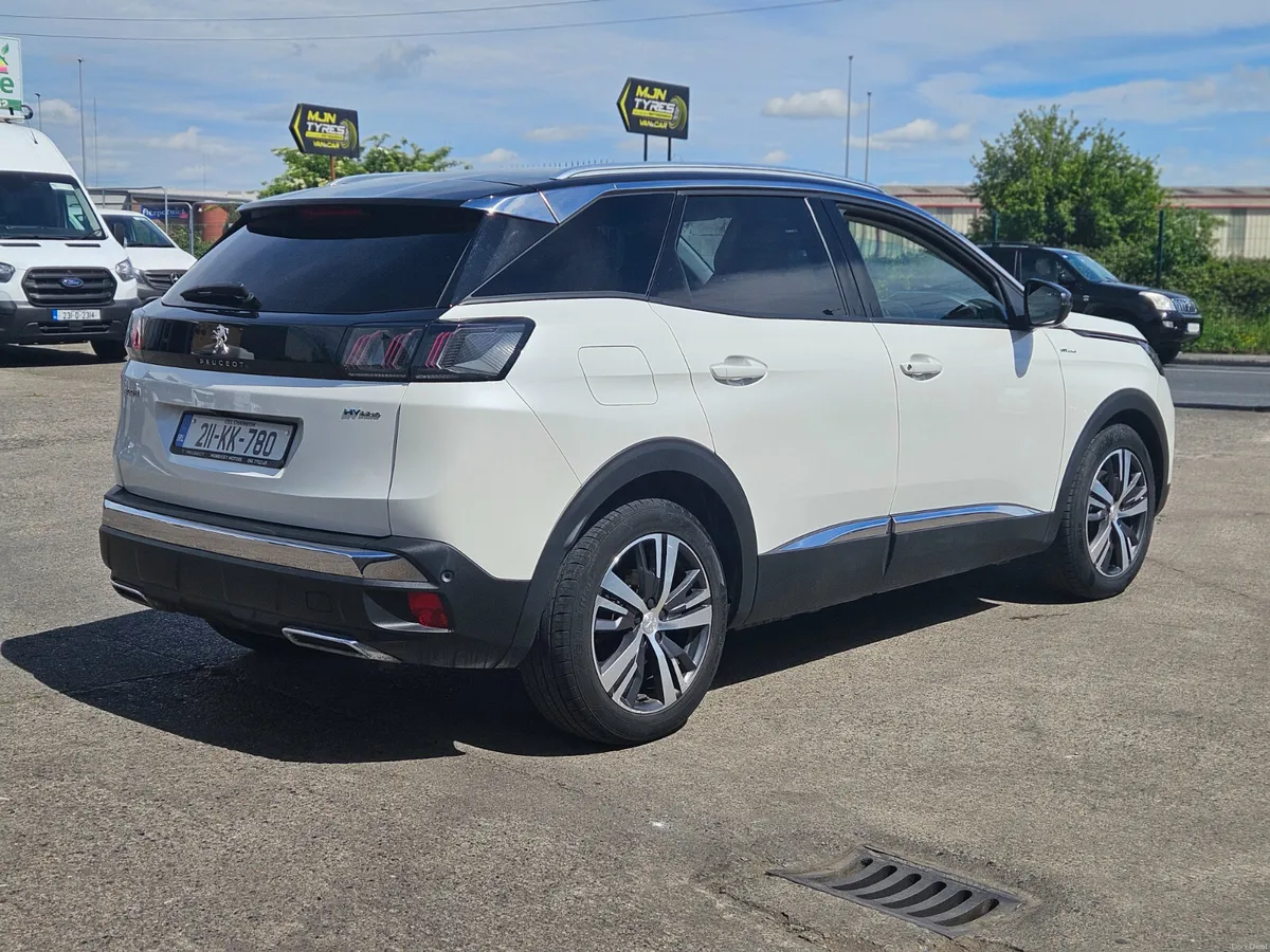 Peugeot Allure 3008 HYBRID2 PHEV - Image 2
