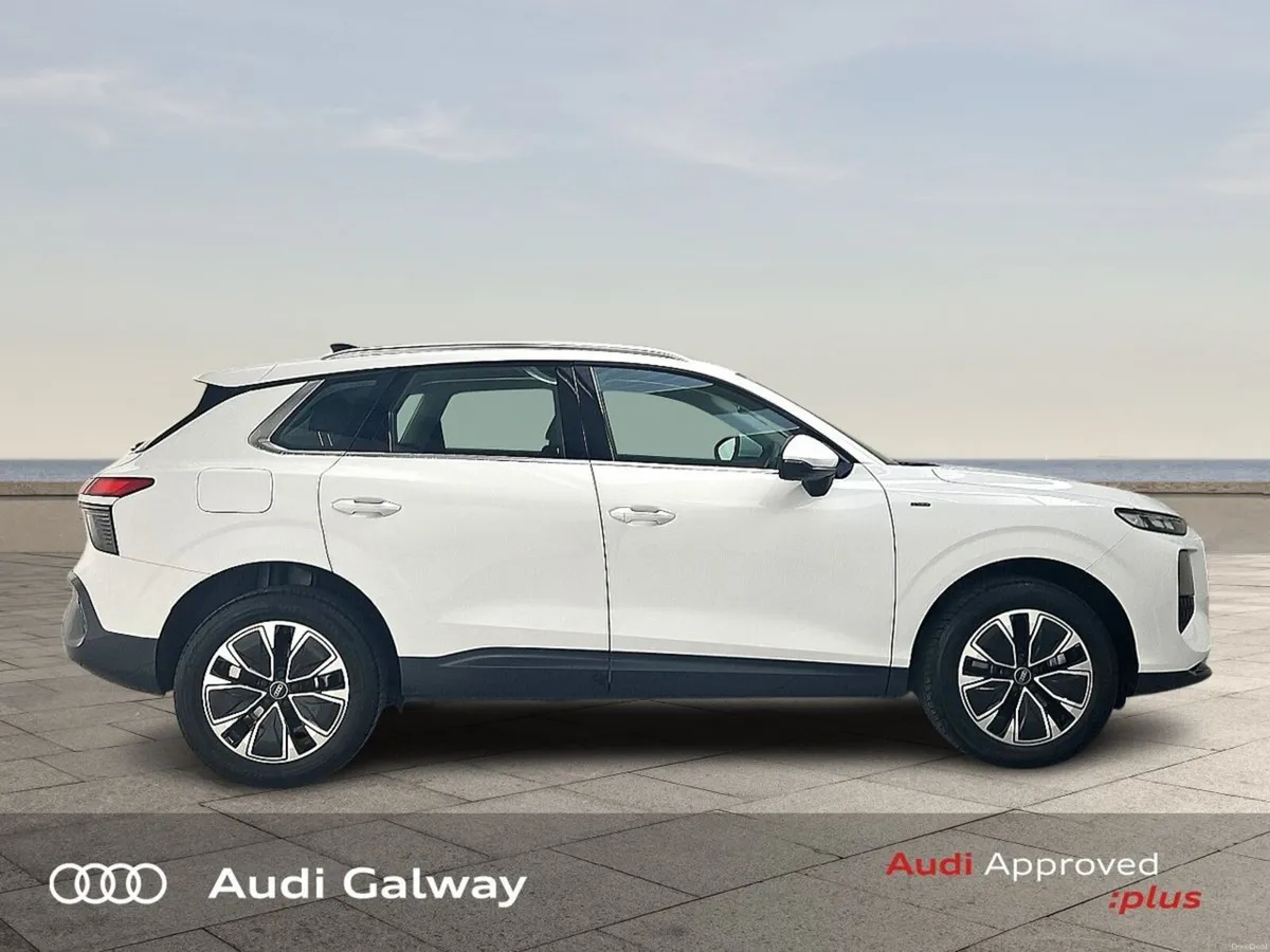 Audi Q3 €469 p/m - E-HYBRID SE 270 HP A/T - Image 5