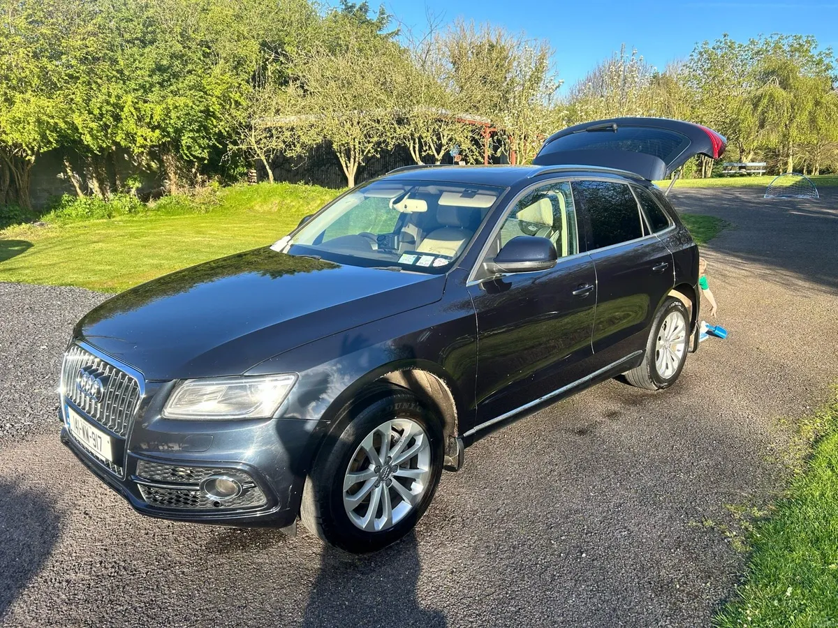 Audi Q5 - Image 2