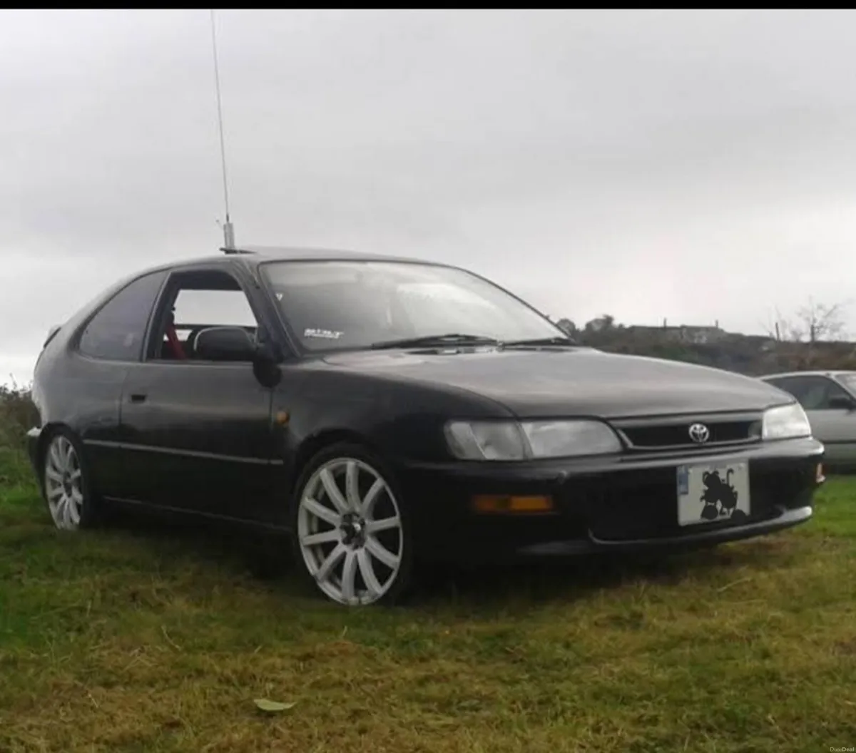 Corolla e10