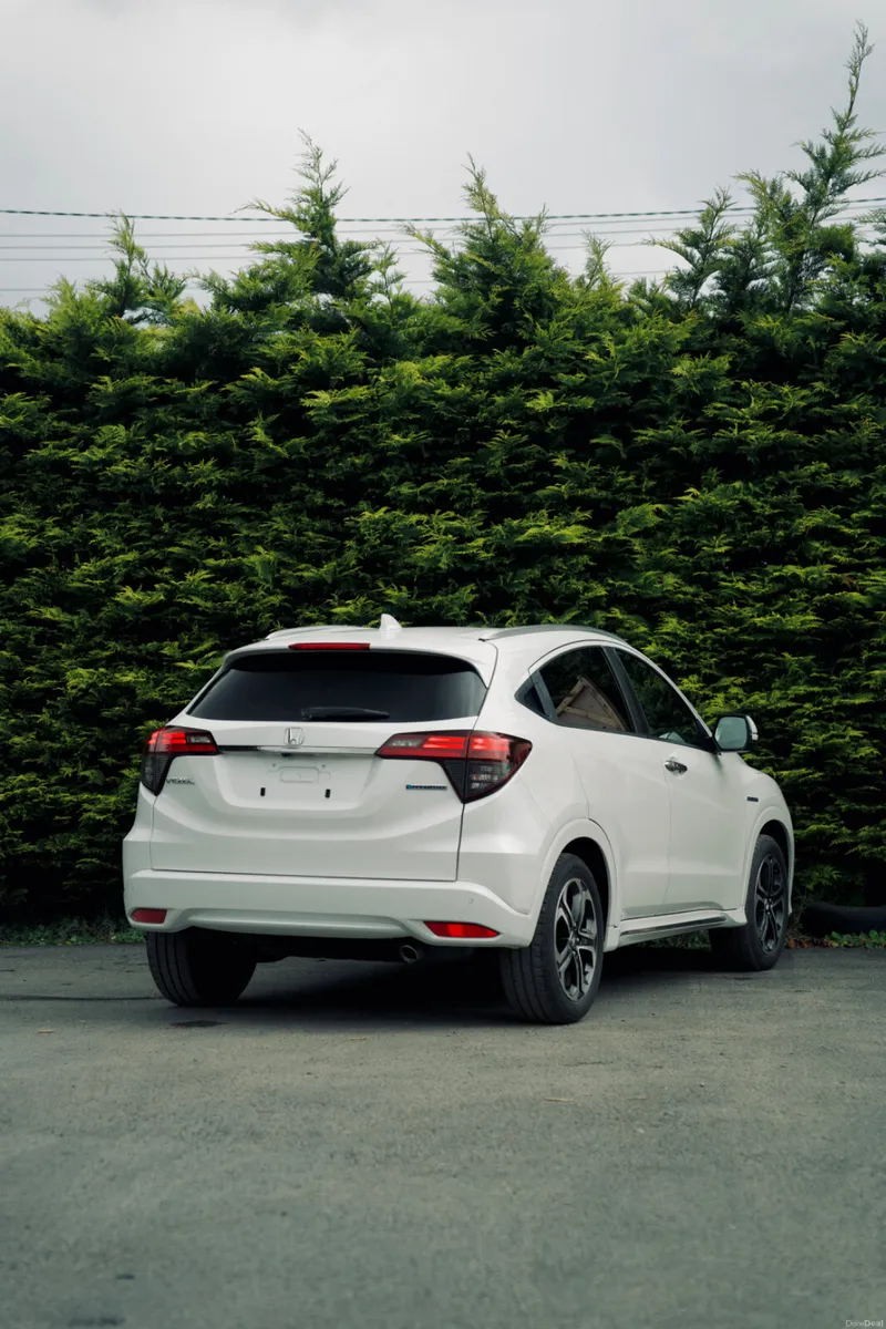Honda Vezel 1.5  Z 2018 - Image 3