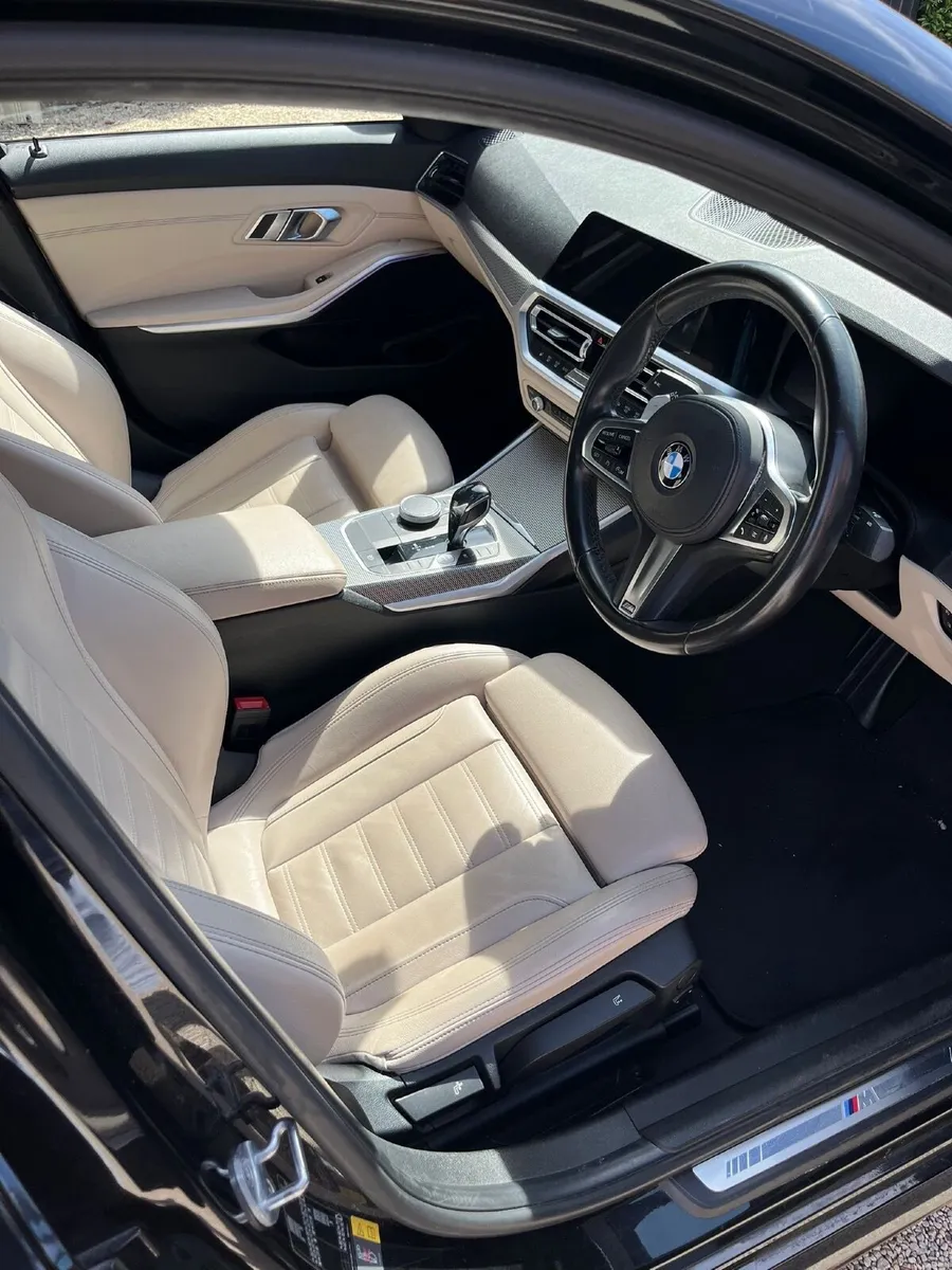 BMW 330e M Sport 2019 - Image 4