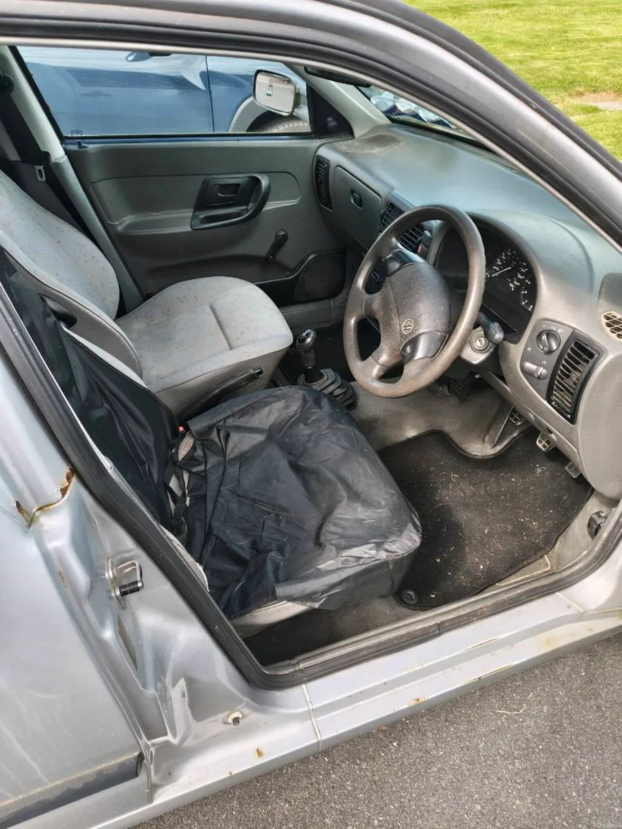 Volkswagen Caddy - Image 4
