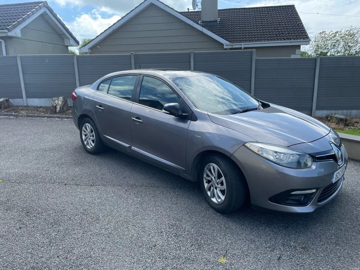2015 Renault fluence limited edition - Image 1
