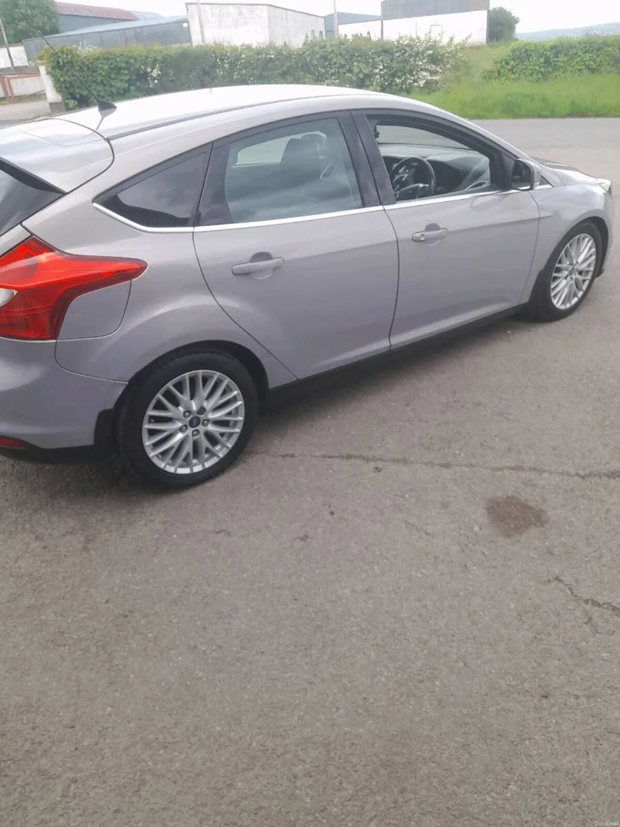 Ford focus - Image 2