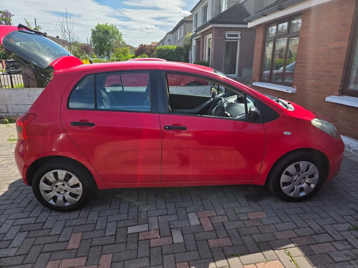 Toyota Yaris 2007 *low mileage* - Image 2