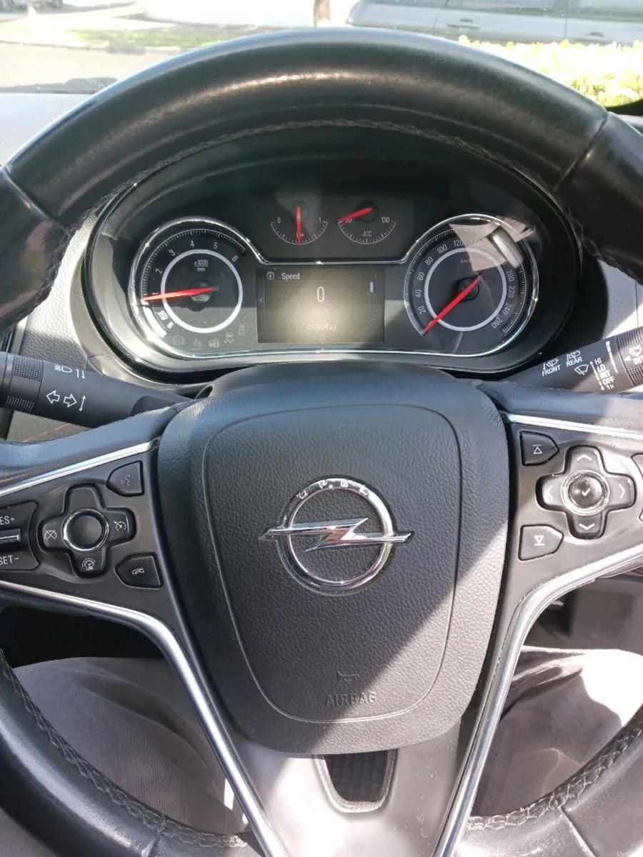 Opel Insignia Sports Tourer 1.6 diesel - Image 5