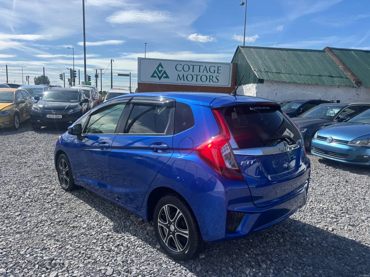 Honda Fit - Image 4
