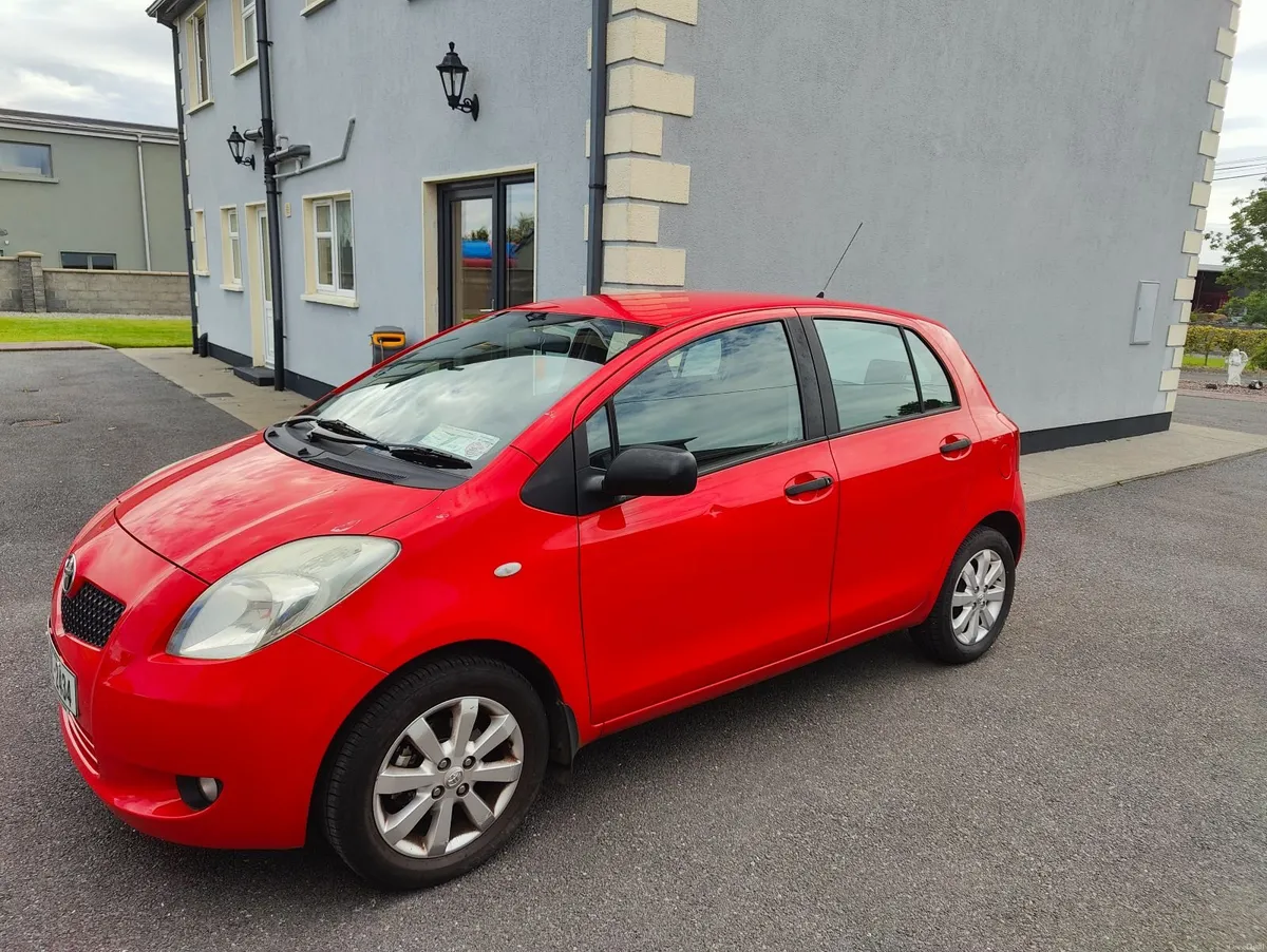 Toyota Yaris 2008 - Image 3