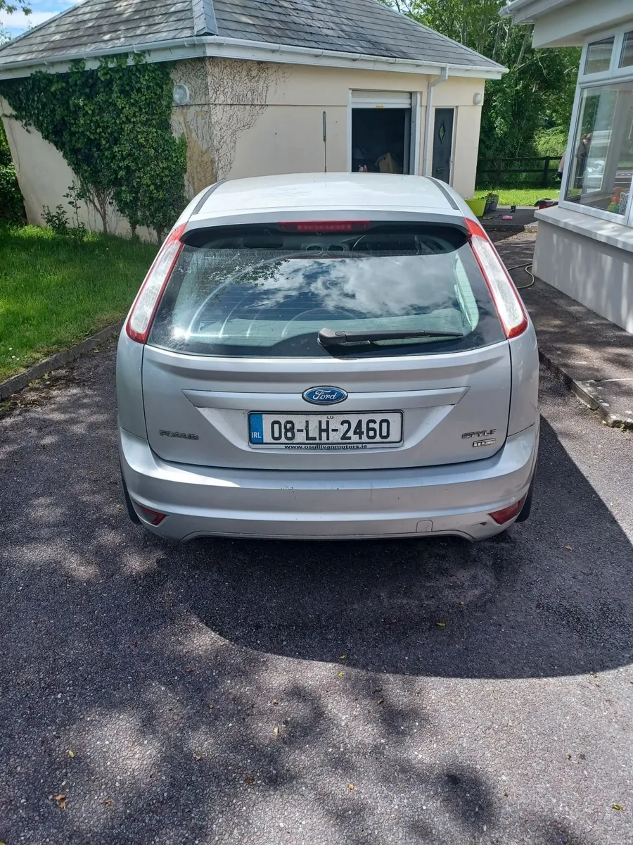 Ford Focus 2008 - Image 2