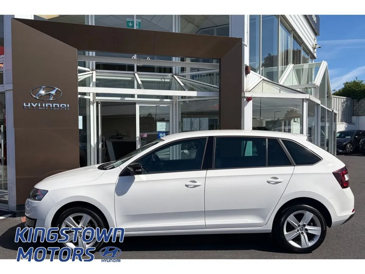 Skoda Rapid 1.2tsi 90HP 4DR - Image 3