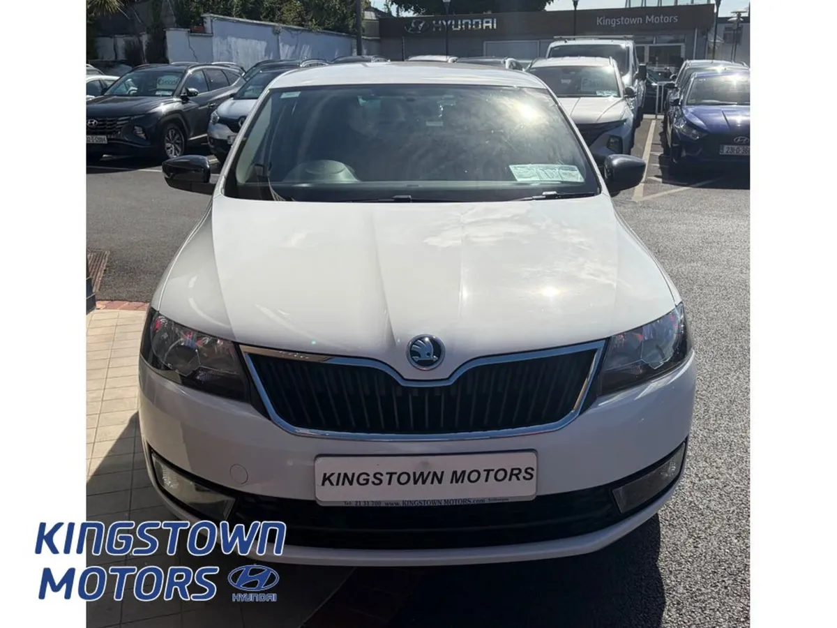 Skoda Rapid 1.2tsi 90HP 4DR - Image 2