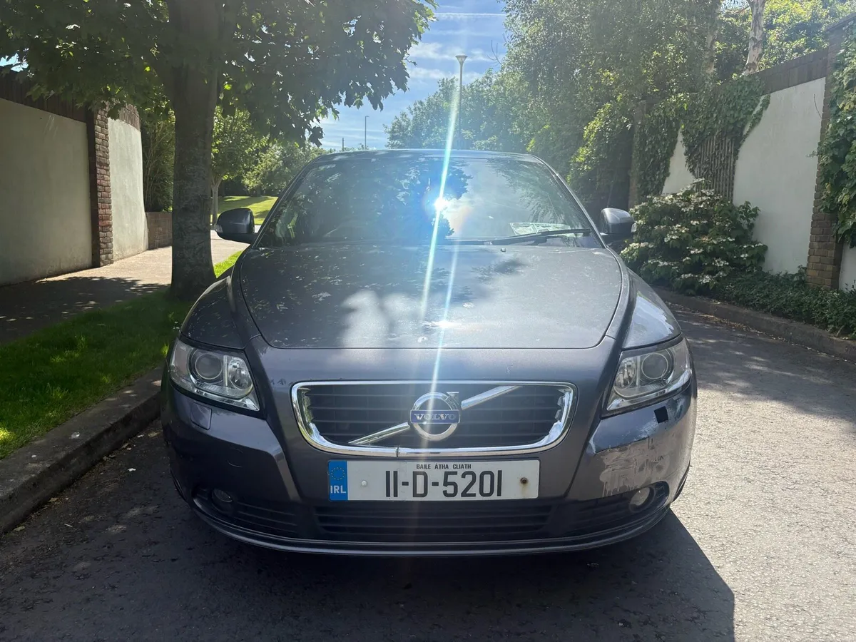11 VOLVO S40 1.6 DIESEL - Image 2
