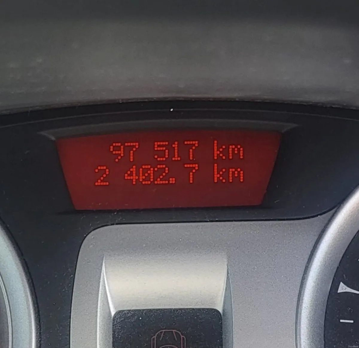 Renault Clio 2011 - Image 1