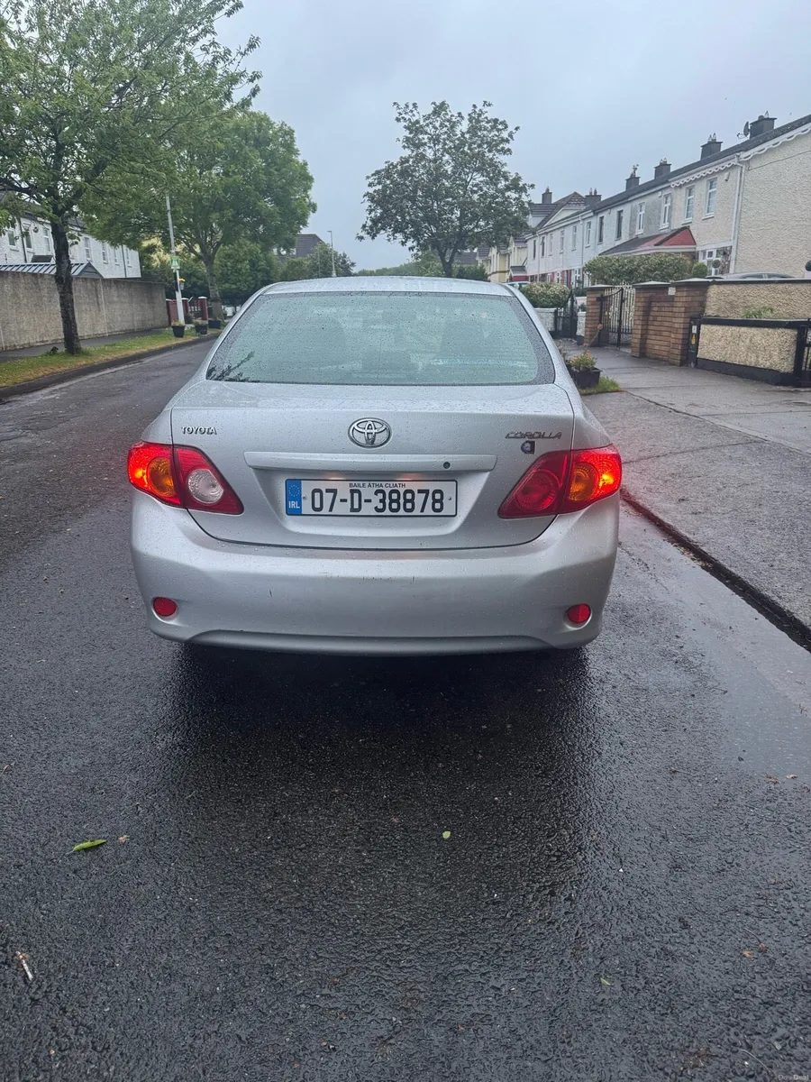Car - Image 2
