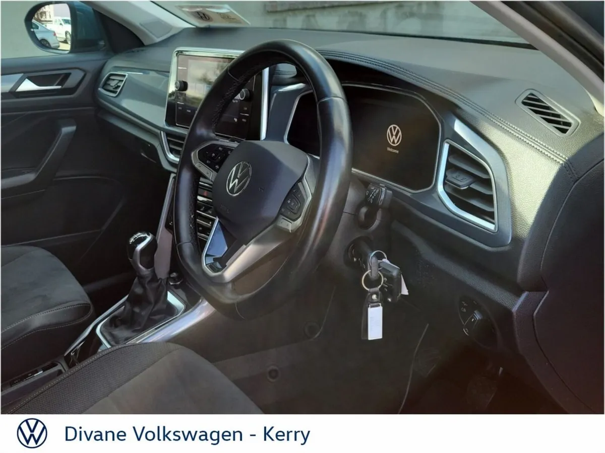 Volkswagen T-Roc STYLE 1.0 TSI PETROL 110 BHP - Image 4