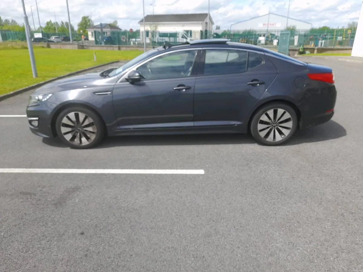 Car - Image 4
