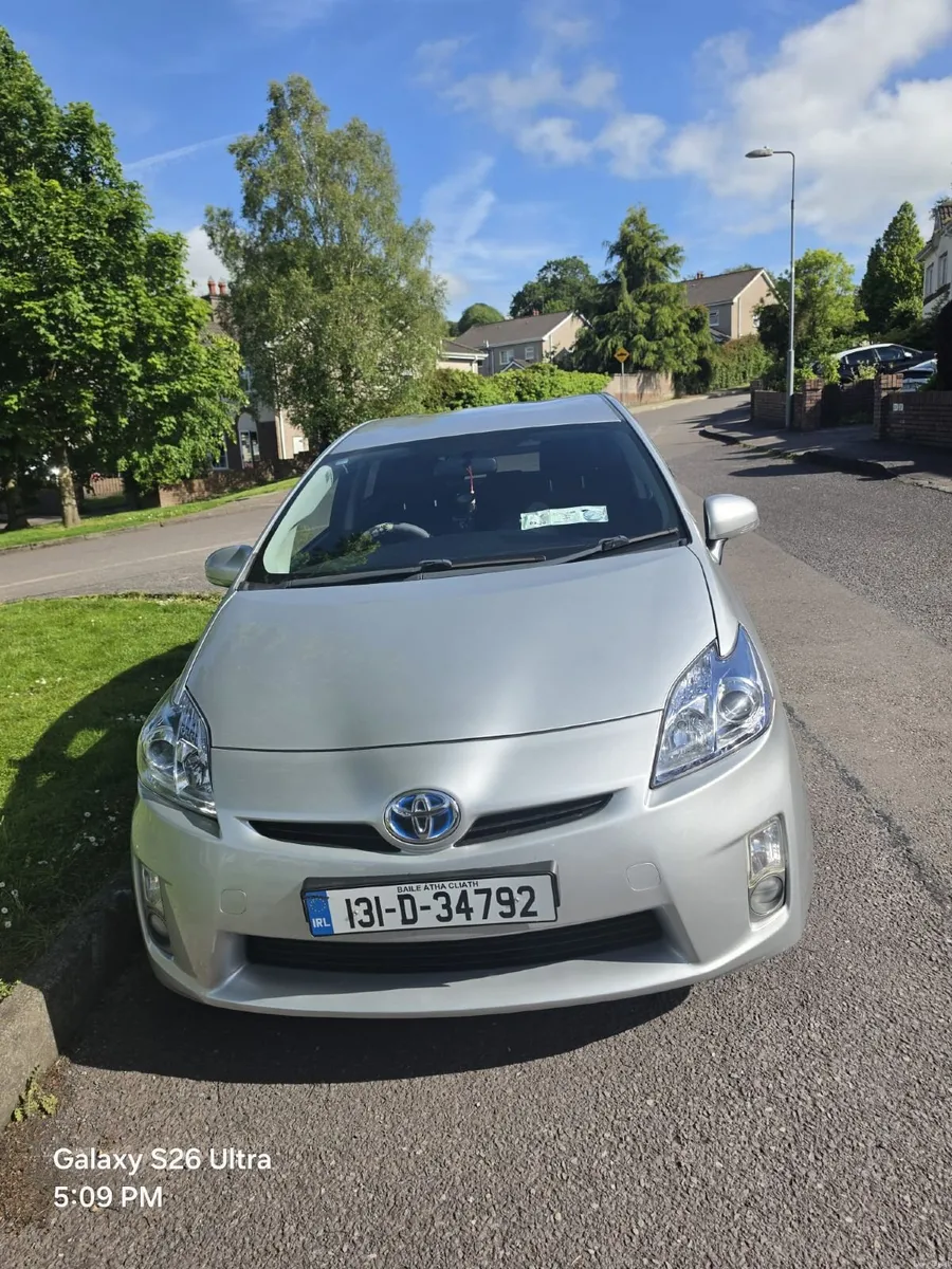 Toyota Prius 2013 - Image 1