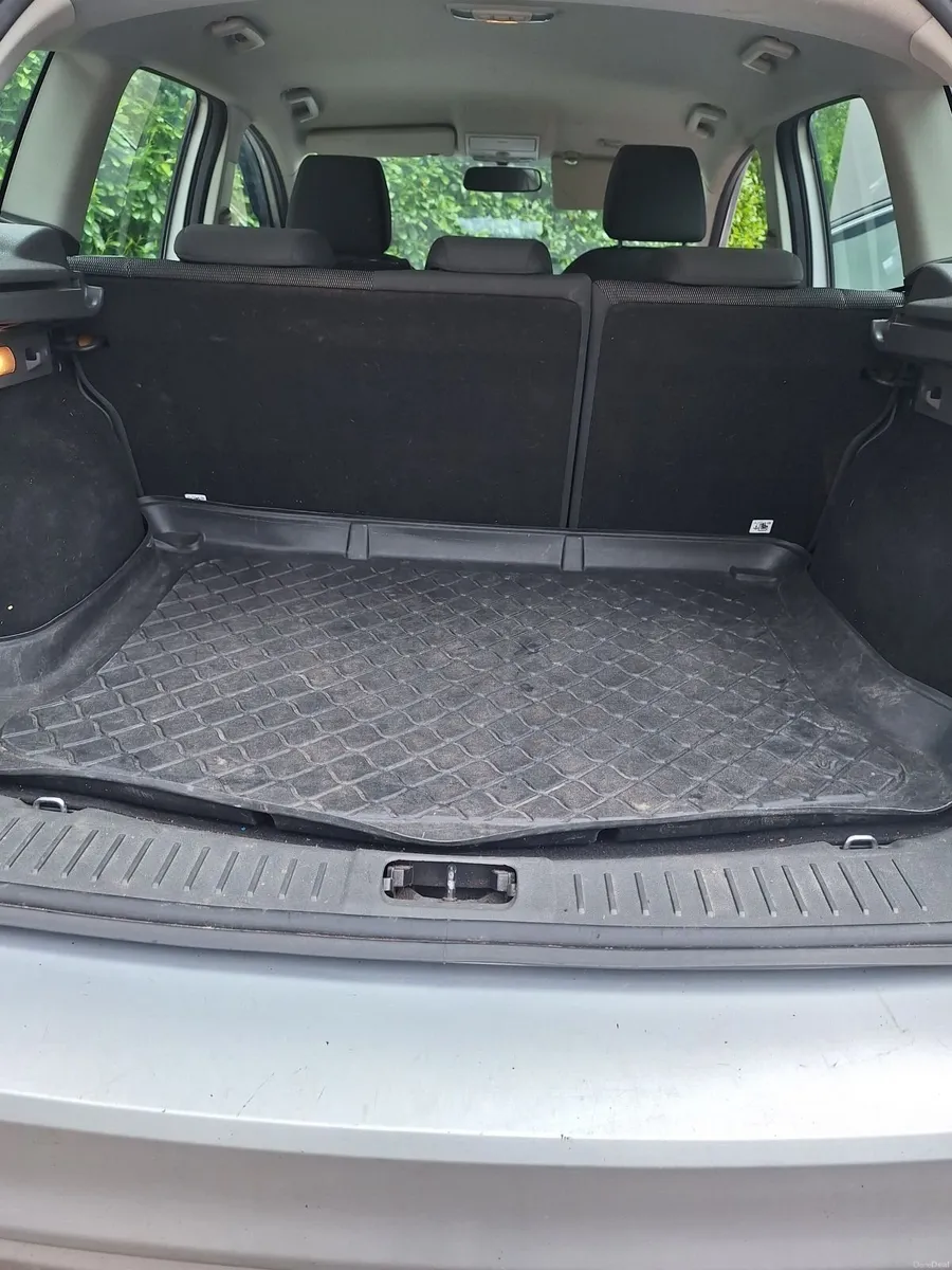 Ford Kuga 2010 - Image 4