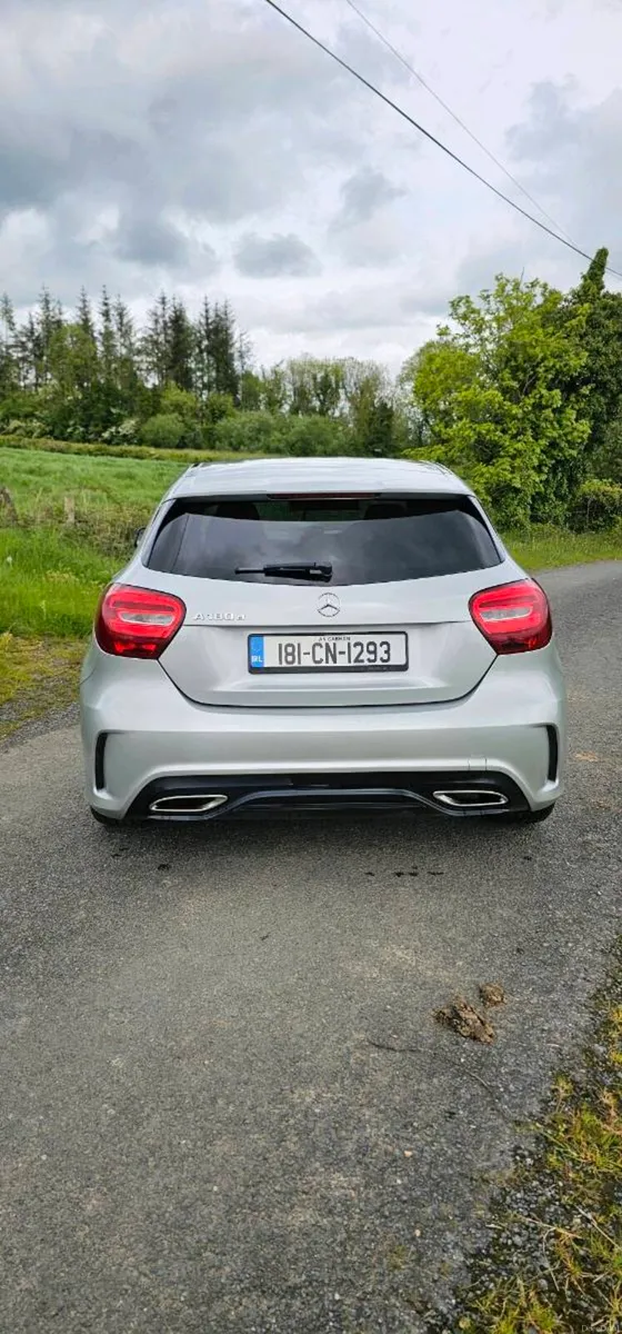 Mercedes Benz A180d AMG Line Night Edition (181) - Image 4