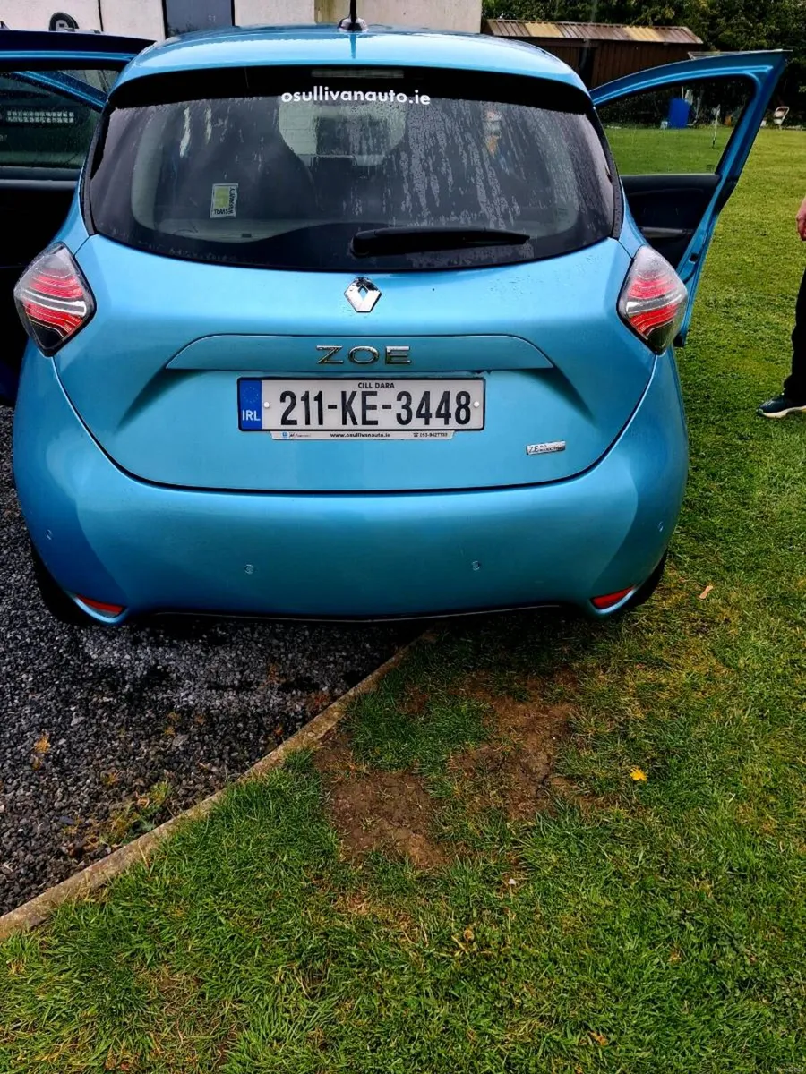 Electric car - Image 2