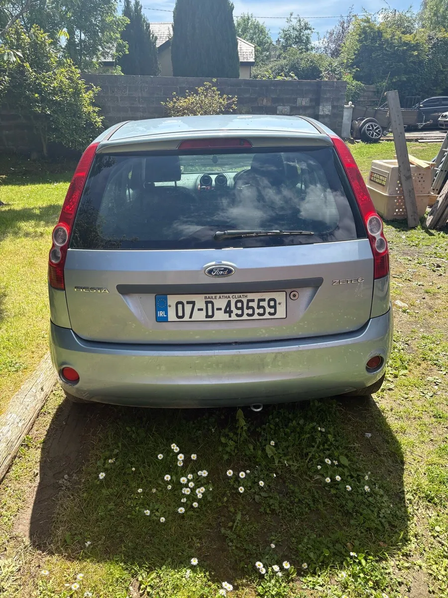 Ford fiesta - Image 4