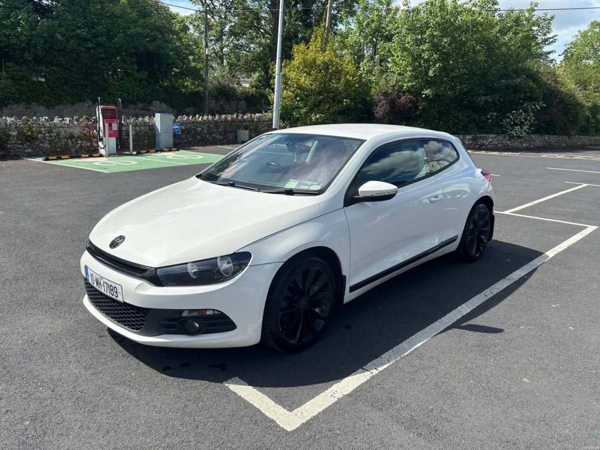 Volkswagen Scirocco 2.0 TDI | 2010 | Manual - Image 4