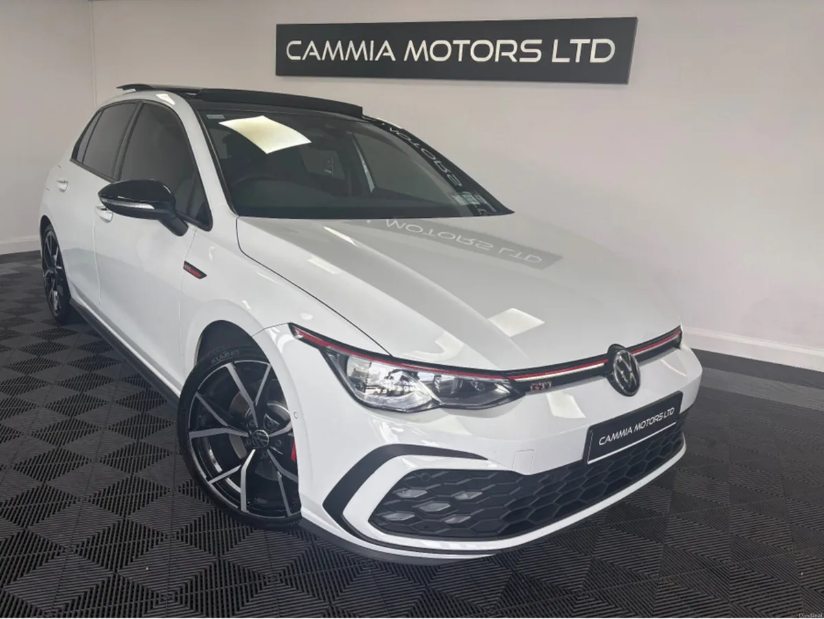 Volkswagen Golf *VOLKSWAGEN GOLF GTI* *2021* *PERF - Image 3