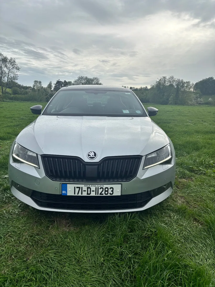 2017 Skoda Superb 2.0 TDI Ambition Sport Line - Image 3