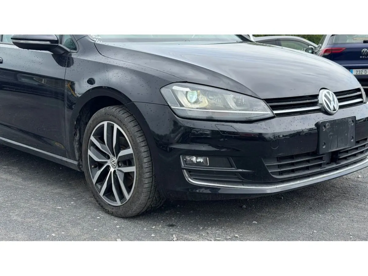 Volkswagen Golf 1.4 TSI HighLine Conect - Image 3