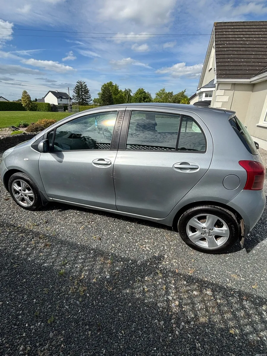 Toyota Yaris - Image 4
