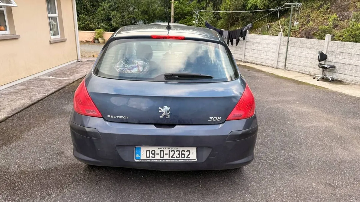 Peugeot 308 2009 - Image 2