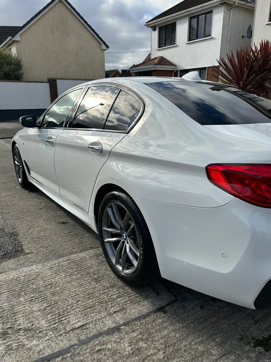 BMW 520d M sport - Image 2