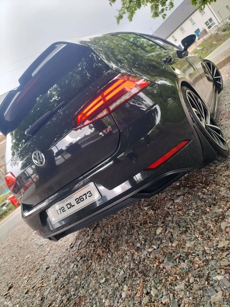 Volkswagen Golf 2017 - Image 1