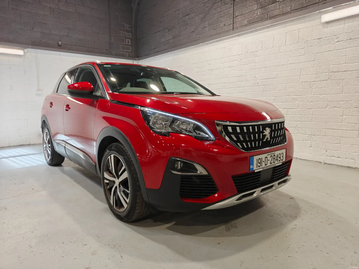 2019 PEUGEOT 3008 1.2L ALLURE LOW MILEAGE - Image 1