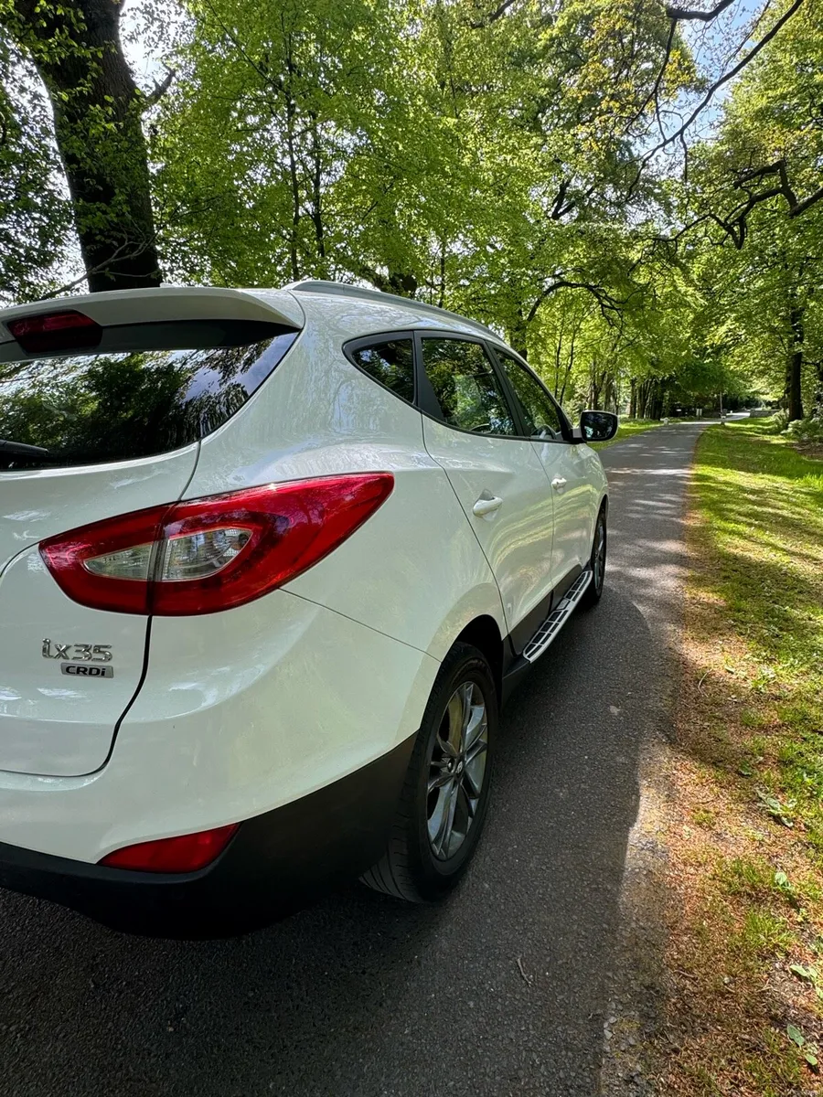 Hyundai ix35 high spec - Image 3
