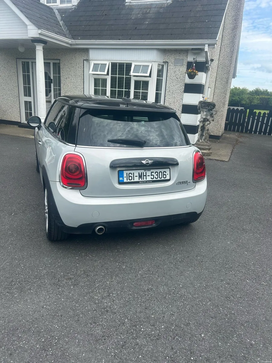 Mini Cooper - Image 4