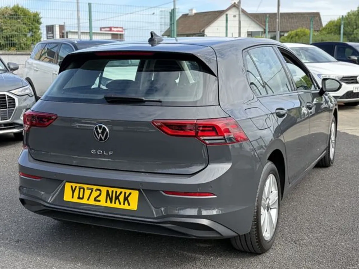 Volkswagen Golf LIFE TDI - Image 3