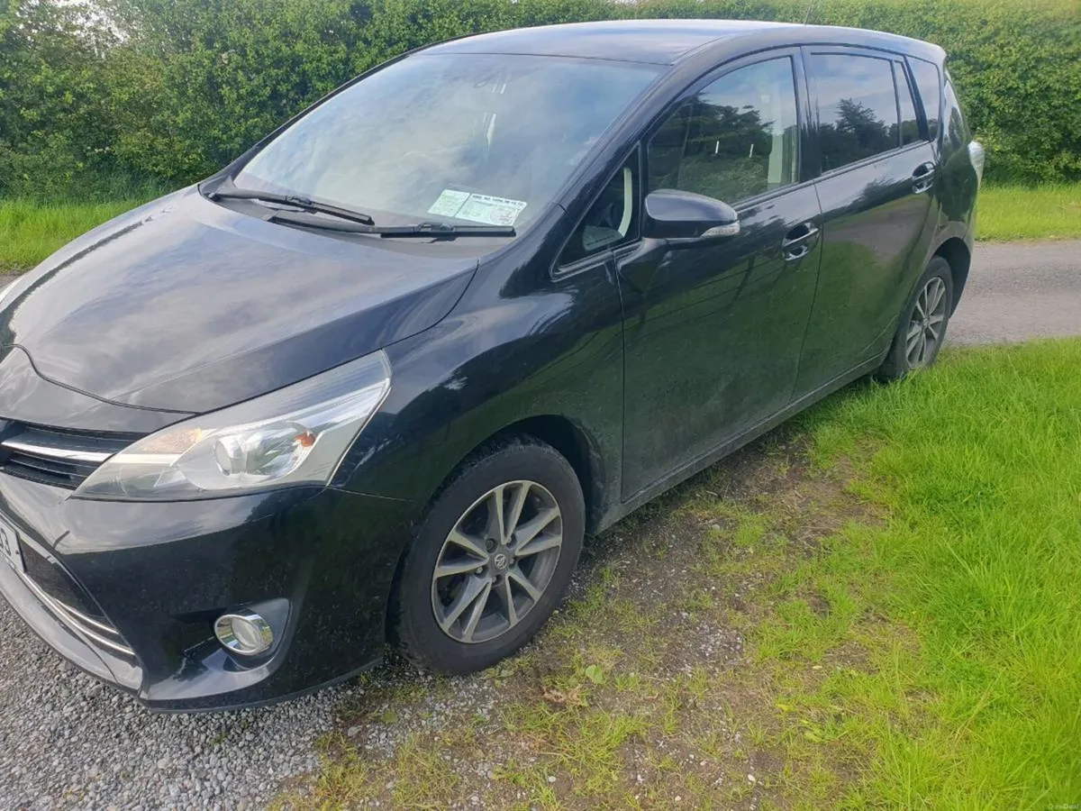 Toyota Verso 7 seater 2.0 D4D - Image 2