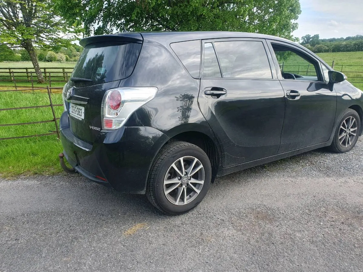 Toyota Verso 7 seater 2.0 D4D - Image 3