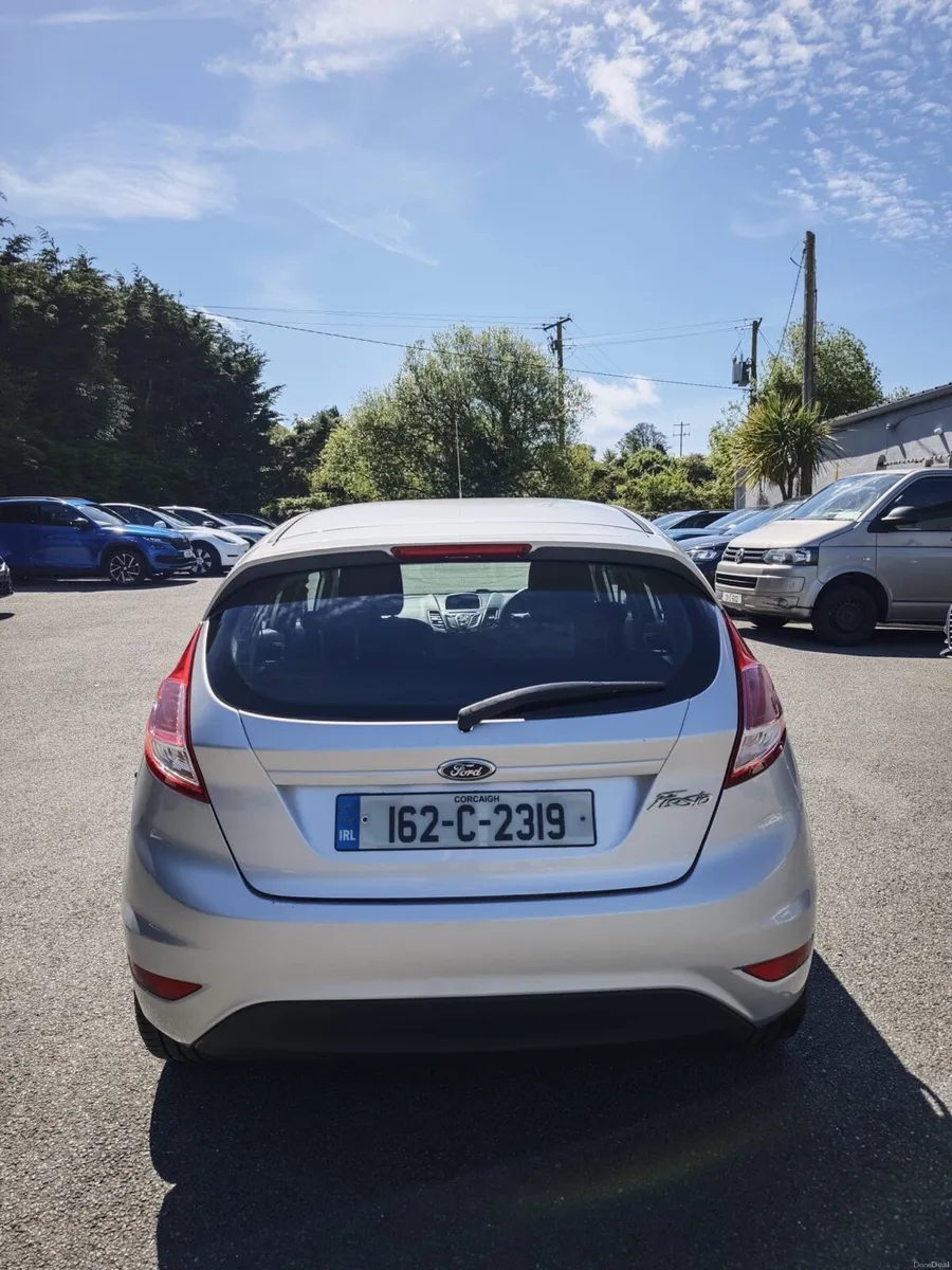 162 Ford Fiesta Zetec 1.0 Petrol - Only 82000KM - Image 6