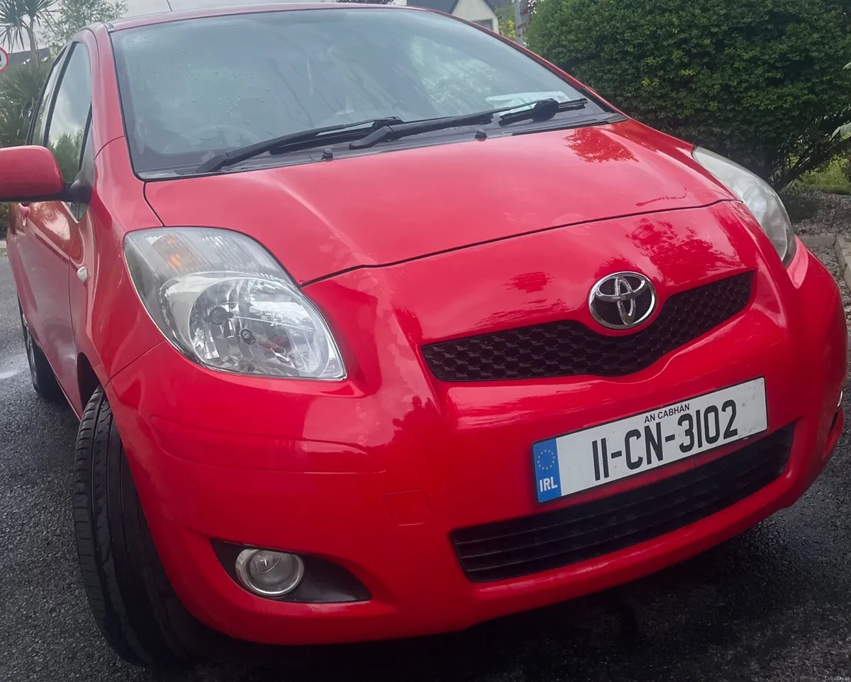 Toyota Yaris 2011 - Image 1