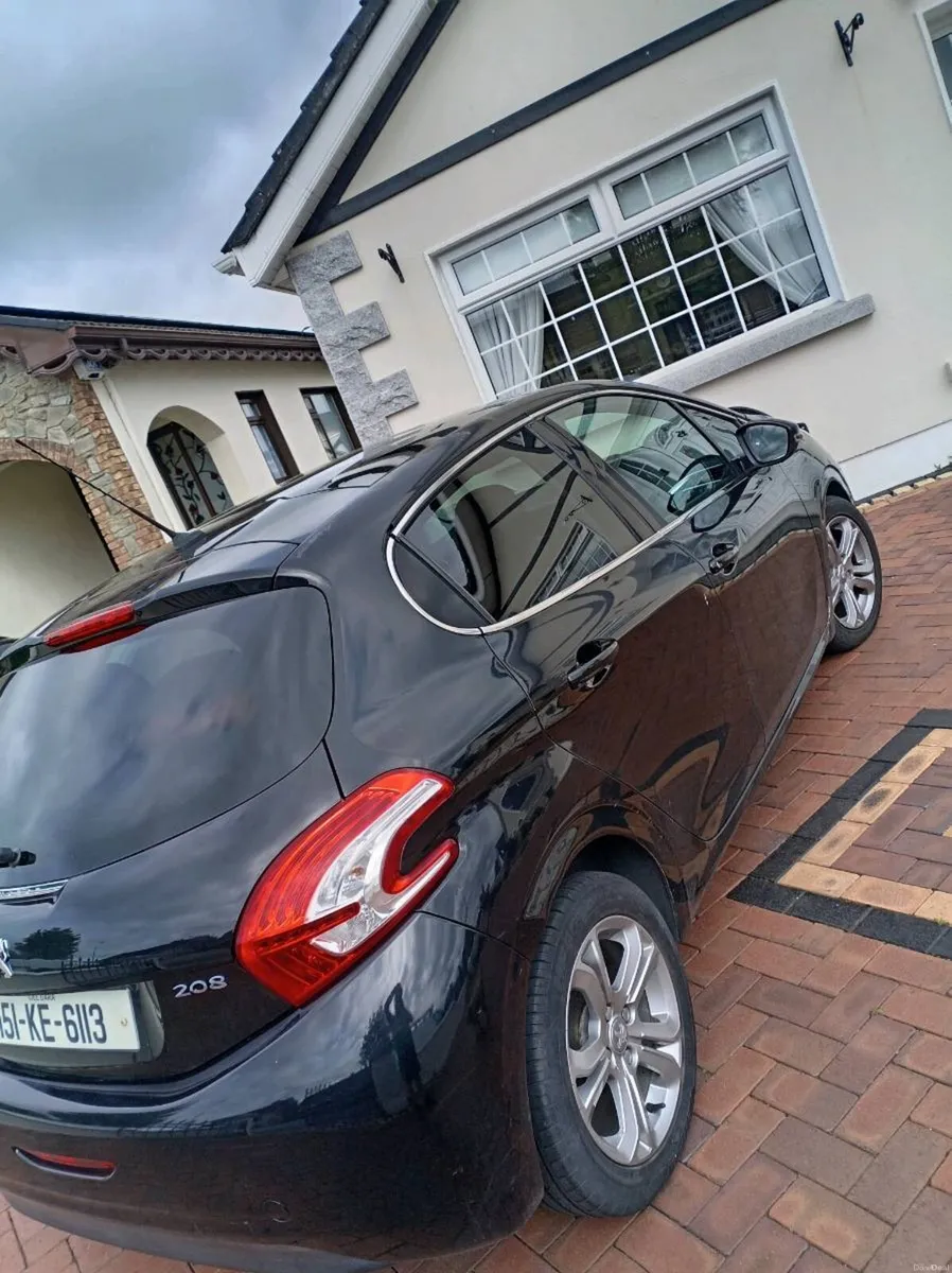 Peugeot 208 - Image 4