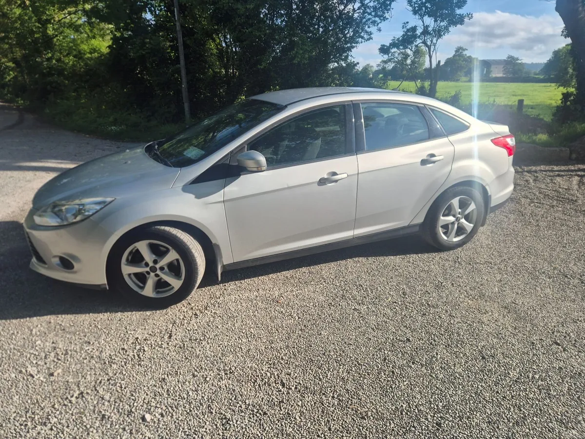 Ford Focus 2011 - Image 1
