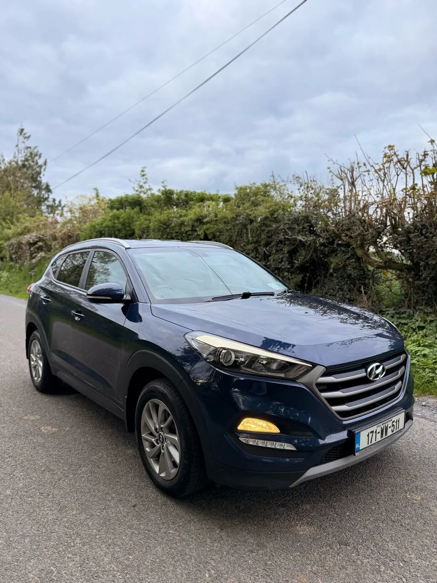 2017 Hyundai Tuscon Executive Model - Image 1