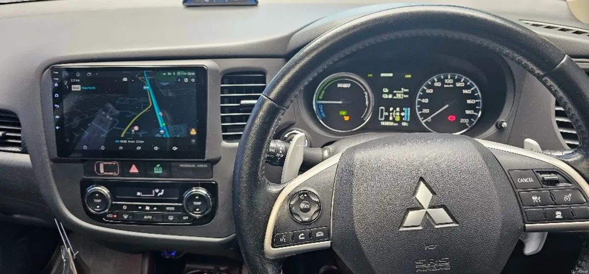 Mitsubishi Outlander PHEV 2014 - Image 3