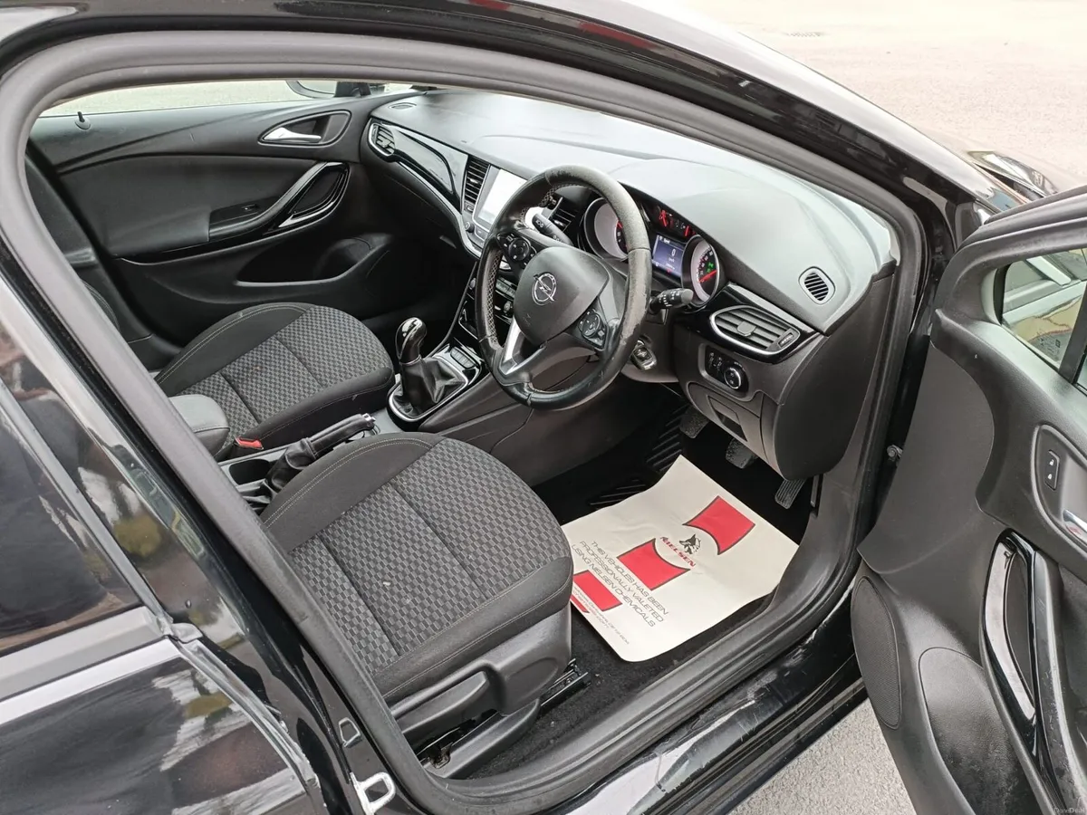 Opel Astra State 2018 - Image 6