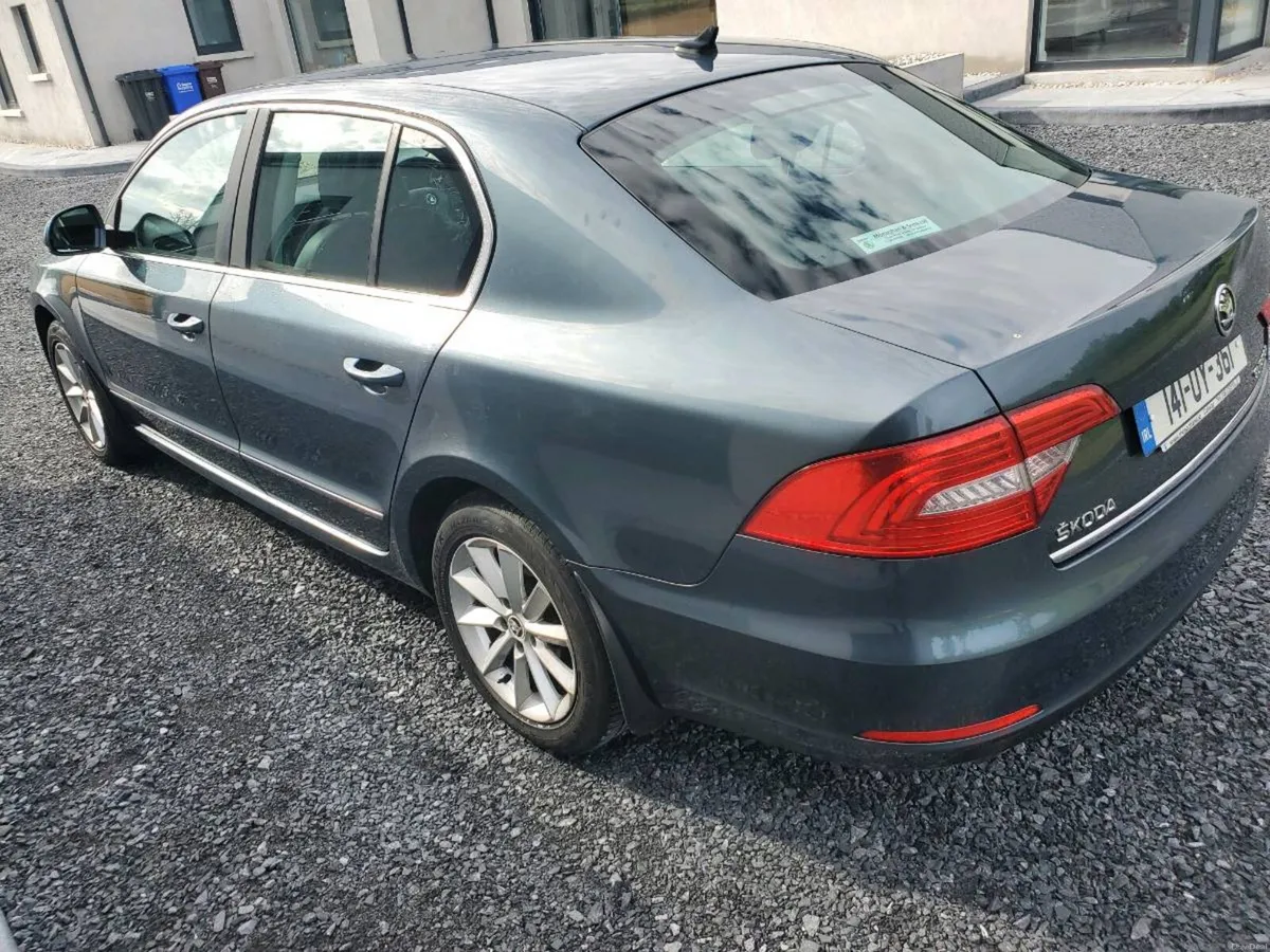 Skoda Superb 2014 1.6 TDI - Image 4