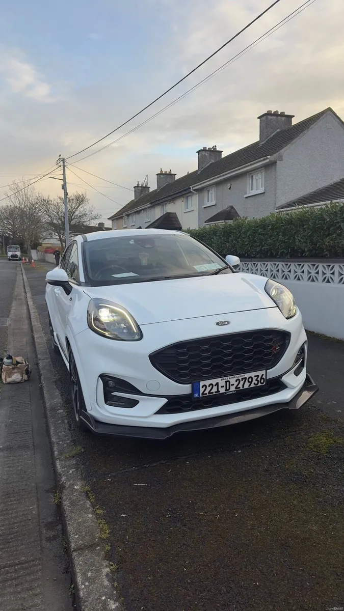 2022 Ford Puma St Line X 1.0 Petrol 125PS Mhev - Image 3