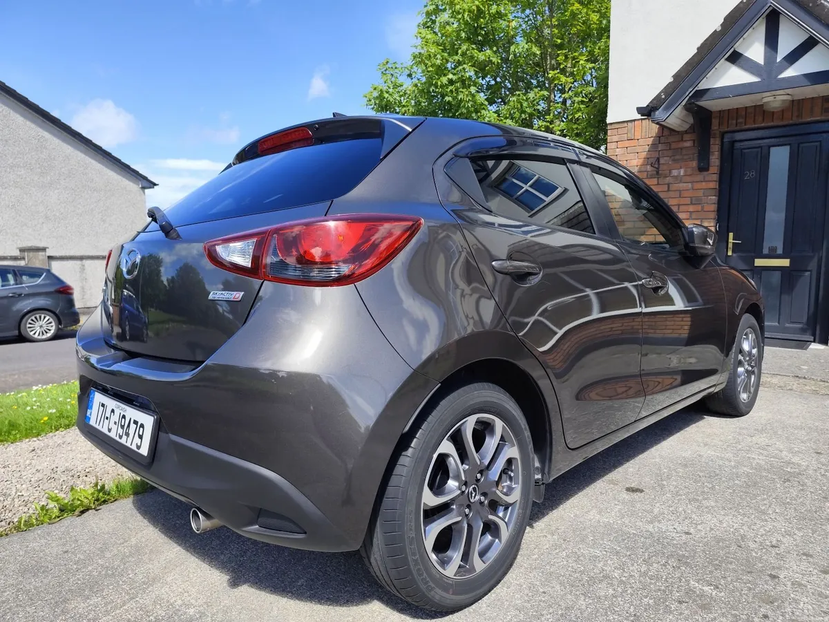 2017 Mazda 2 Auto!1 Owner! Only 52K Mls!New NCT! - Image 4